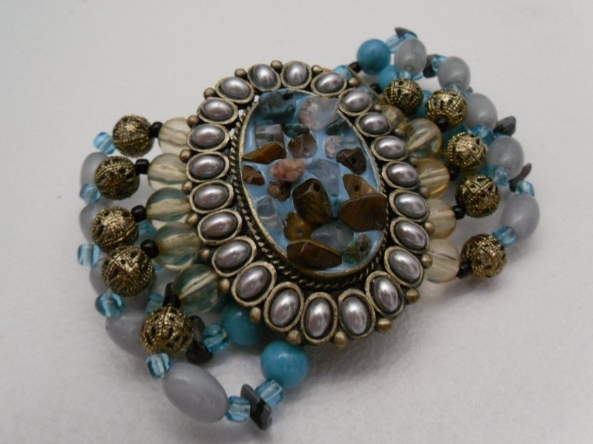 Chunky Turquoise and Bead Bracelet