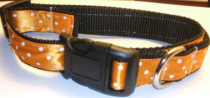 L-XL: Black nylon collar- Orange with white polka dots