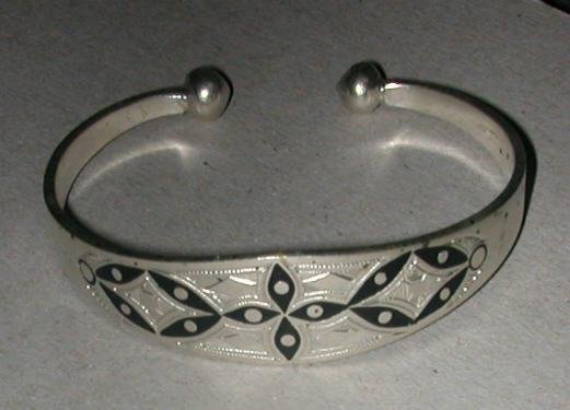 BRACELET 009