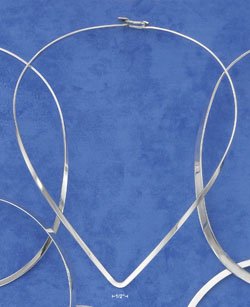 STERLING SILVER 3MM FLAT "V" COLLAR WITH HOOK CLOSURE