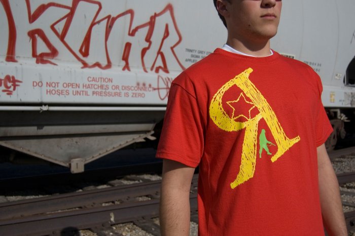 Army Man Tee Small (Red)