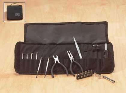 Tool Set in Folding Tote (27 Pieces) 1ct