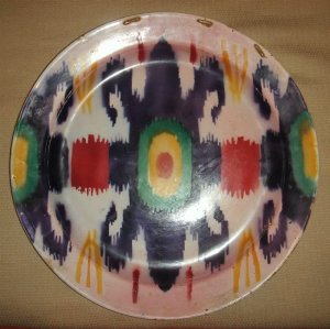 Antique Russian Soviet Gardner, Kuznetsov IKAT large plate dated 1920.