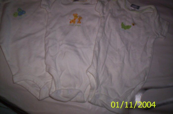 3 Carter's White (Unisex) Newborn 5-7lbs Onesies