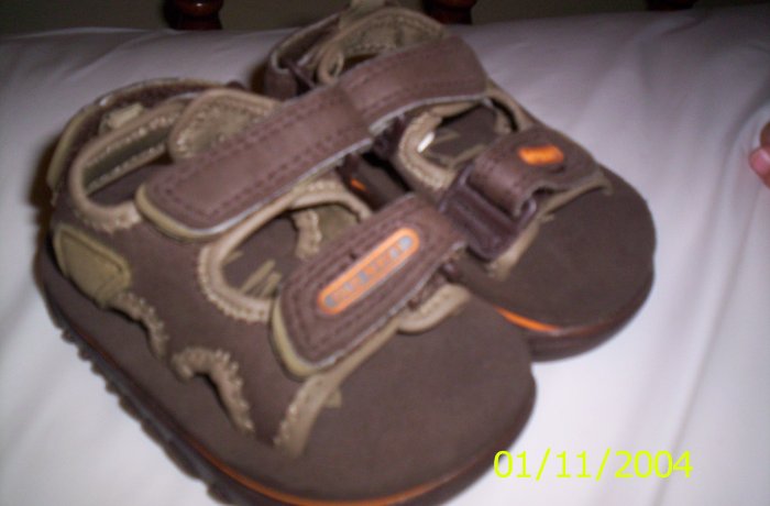 Old Navy Boys Sandals Tan w/orange Sz 6(12-18months)NWOT
