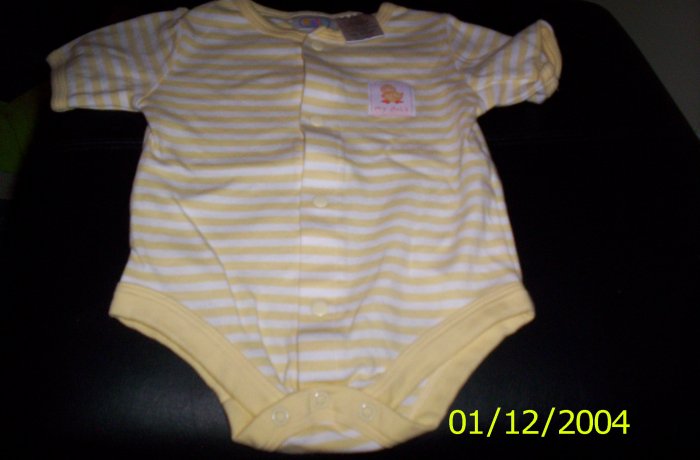 2Baby Connection Onsie Outfits 3-6 Month Yellow Ducks