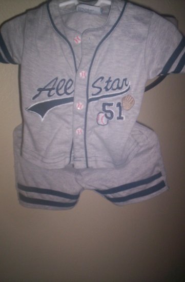 Baby Paris 2 piece Short set Grey Baseball themed Gently worn 12 months