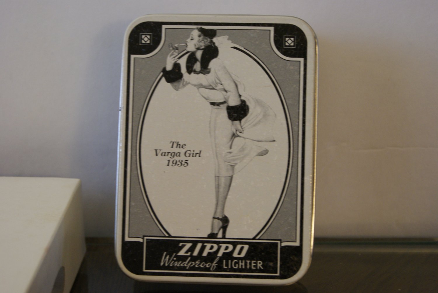 The Varga Girl 1935 Zippo Windproof lighter