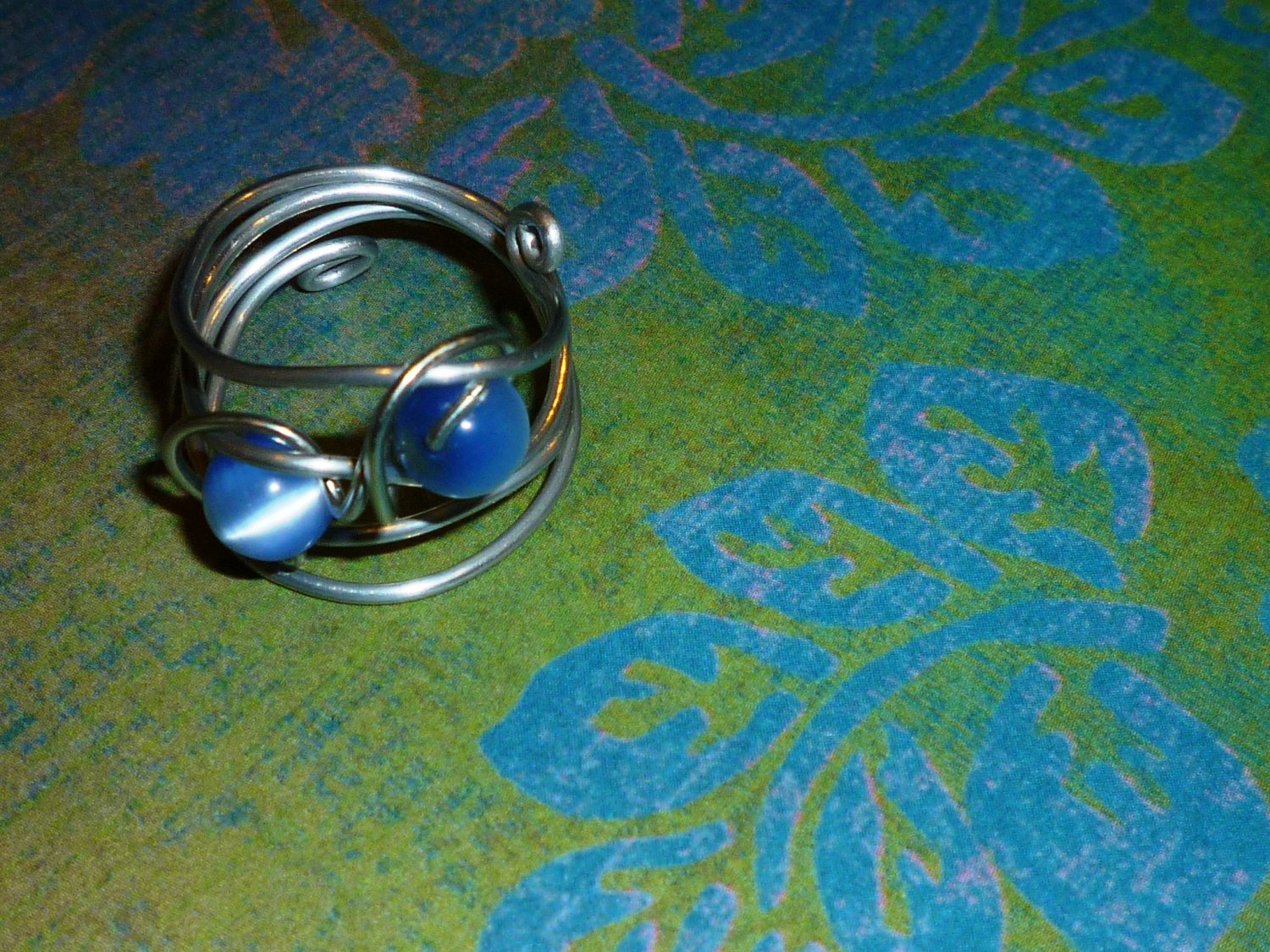 Cat's Eye Spiral ring