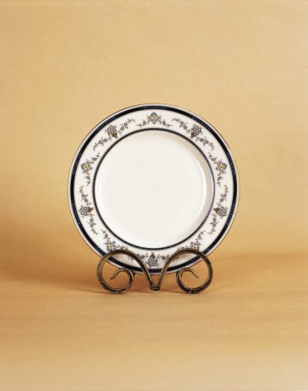 Curved Single Plate Stand