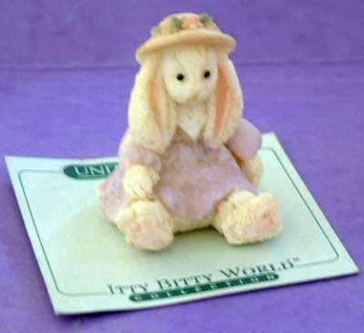 Bunny in Bonnet : United Design Itty Bitty Collection