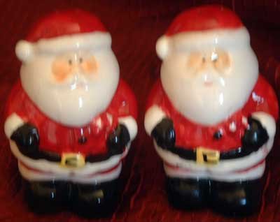 Santa Claus Salt & Pepper Shakers NEW Christmas Holiday
