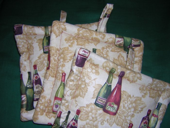 Potholders grapes theme