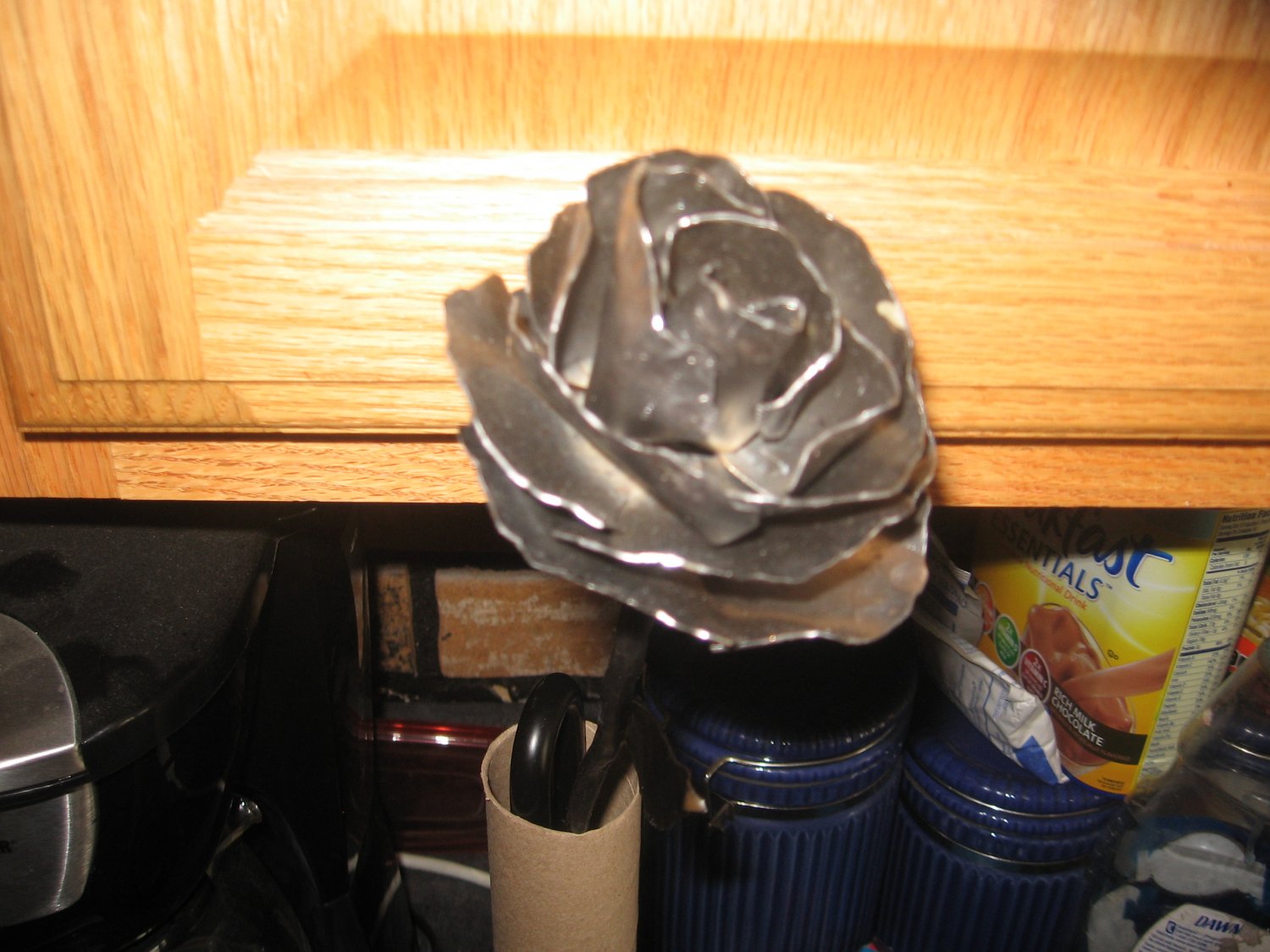 Metal rose