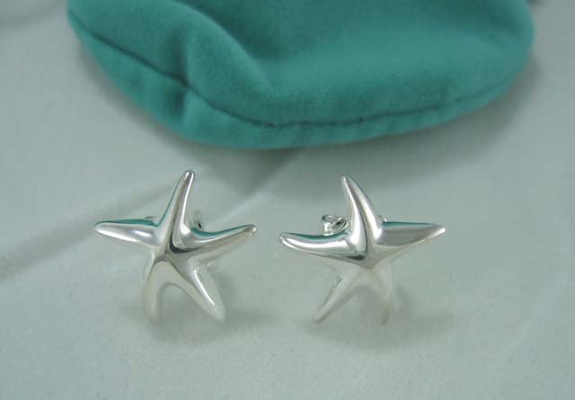 Tiffany & Co. Elsa Peretti mini starfish earrings for pierced ears