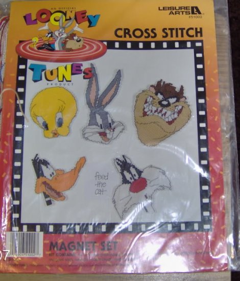 Looney Tunes Magnet Kit Tweety Bugs Taz More