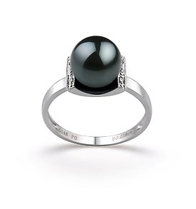 Black Japanese Akoya Ring