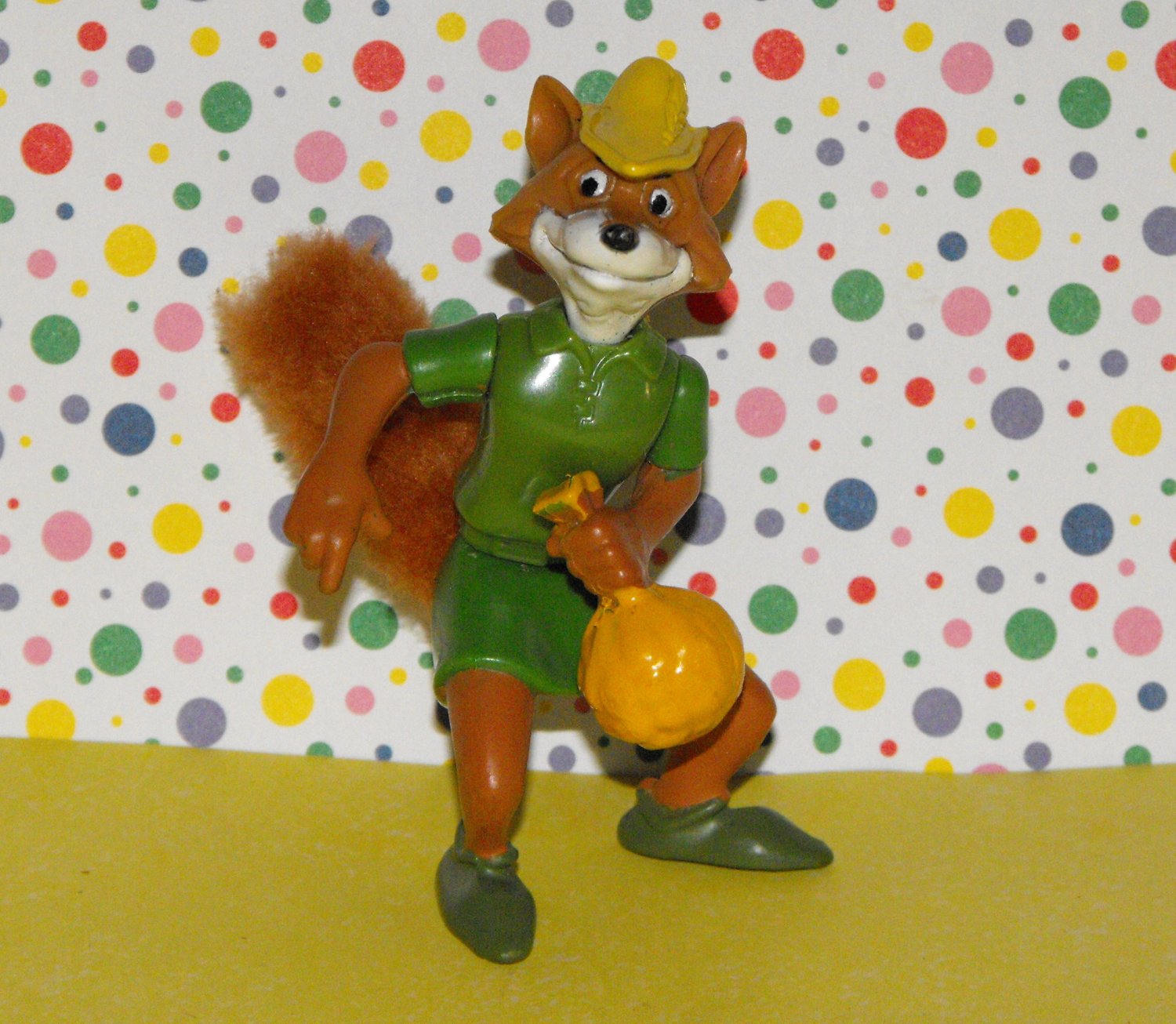 robin hood figurines