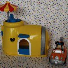 mickey mouse clubhouse garage playset