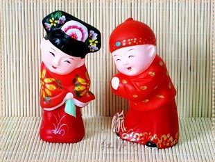 Hand Painted Clay Doll w06045