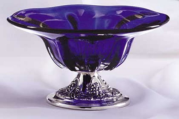BLUE COMPOTE BOWL WITH SILVERPLATED BASE