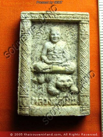M347-VINTAGE REAL THAI BUDDHA AMULET LP PERN TIGER RICH