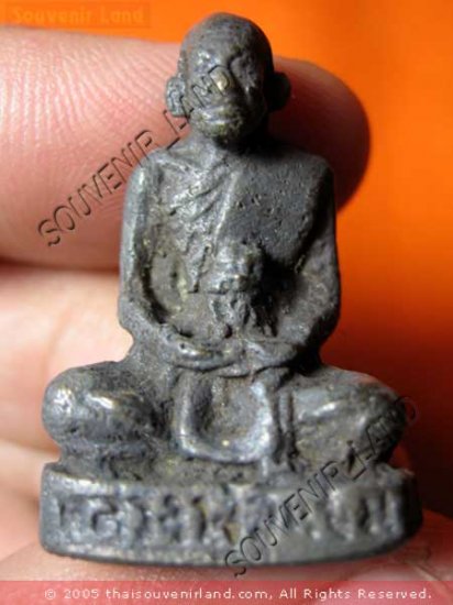 0456-THAI BUDDHIST AMULET FIGURE LP YAM ANCIENT REAL