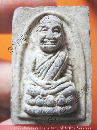 1050-THAI BUDDHA AMULET TABLET SOMDEJ LP TUAD ANTIQUE