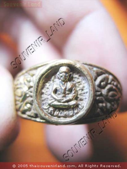 0791-VINTAGE OLD RARE THAI BUDDHA AMULET RING LP NGERN