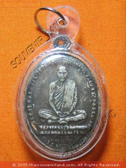 0560-THAI BUDDHA AMULET WATERPROOF PENDANT MONK LP DERM