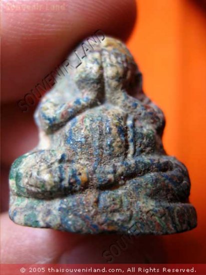 0509-THAI BUDDHIST AMULET CLOSE EYE PHA-PIT-TAH LP DUM