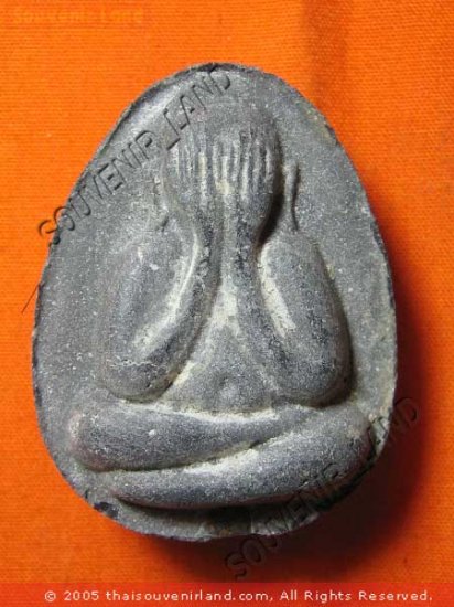 0493-THAI BUDDHIST AMULET CLOSE EYE PHA-PIT-TAH LP THOE