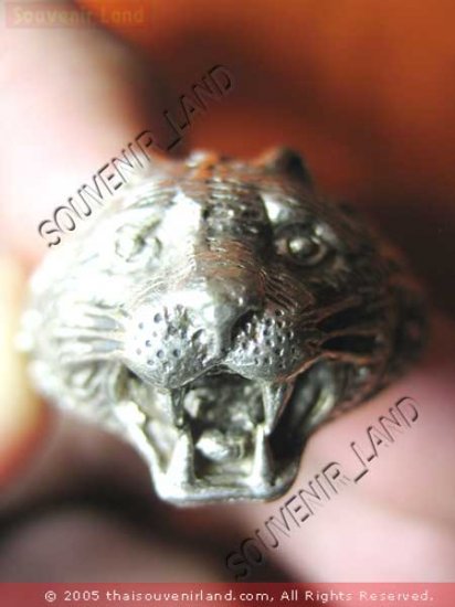 0201-VINTAGE THAI MAGIC BUDDHA AMULET RING MONK PERN TI