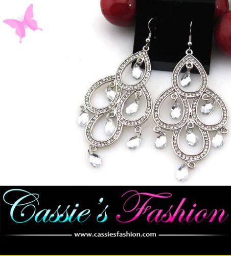 Cassie's Fashion Jewellery/ Chandelier Earring