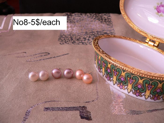Freshwater pearl earings