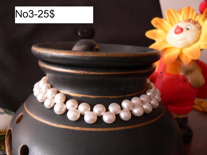 Freshwater pearl necklace