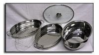 New - Precise Heat Oval Roaster with steamer stainless steel cover