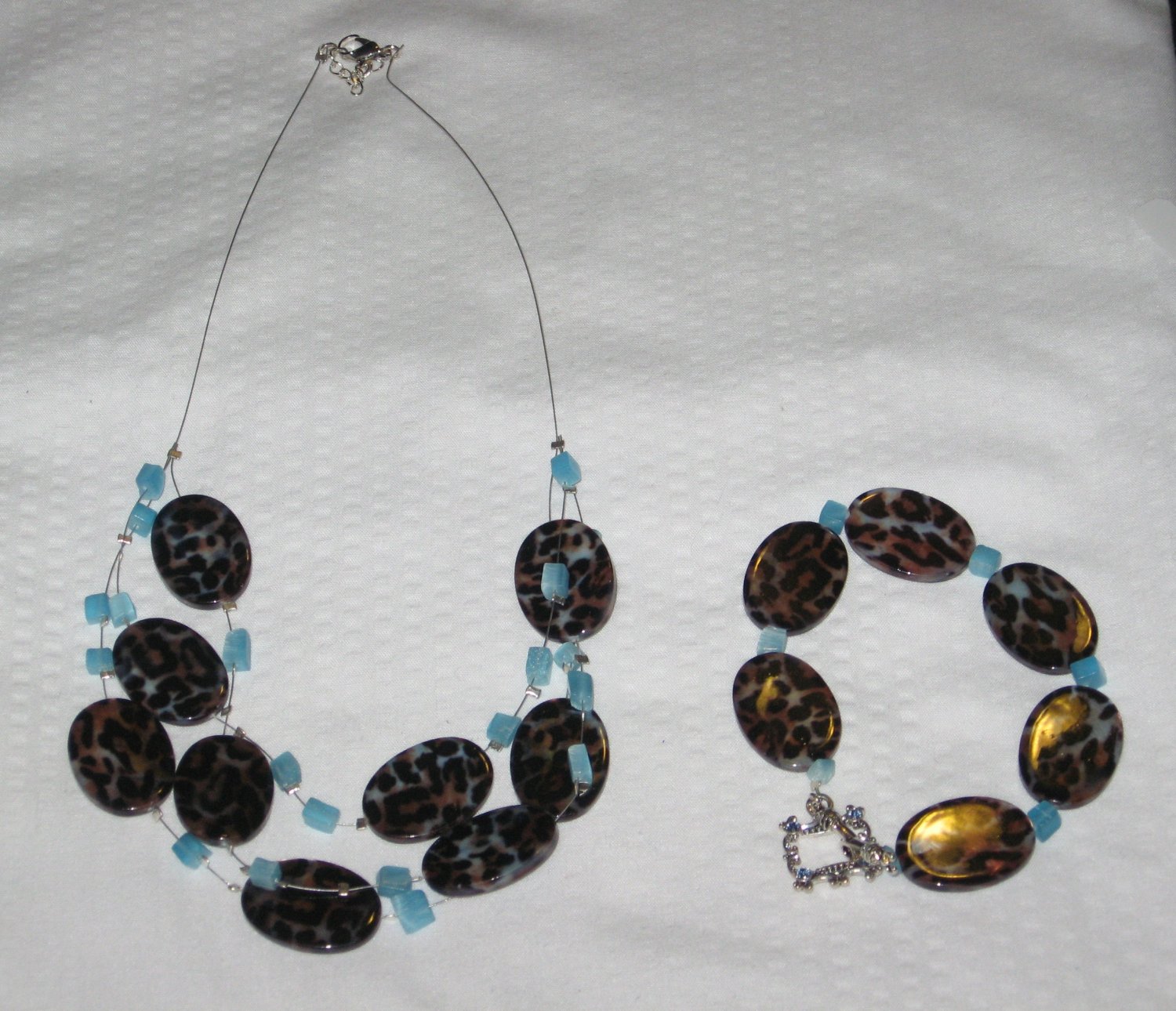 Blue Cheetah Necklace and Bracelet Set