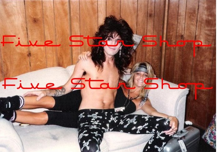 Tommy Lee/Heather Locklear Signed Photo