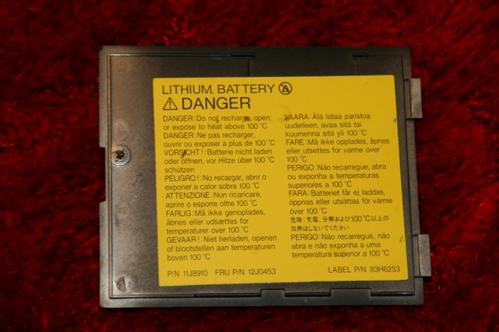 IBM THINKPAD 770 SERIES MEMORY COVER 12J0453!!!!