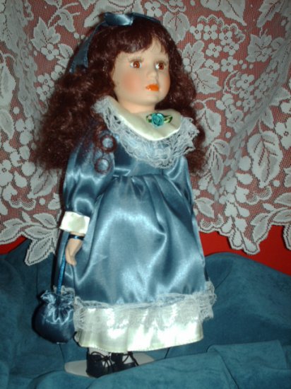 15" Blue Damsil with Brunette Hair