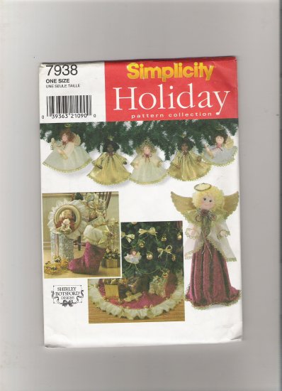 Simplicity 7938 Treeskirt and Wreath