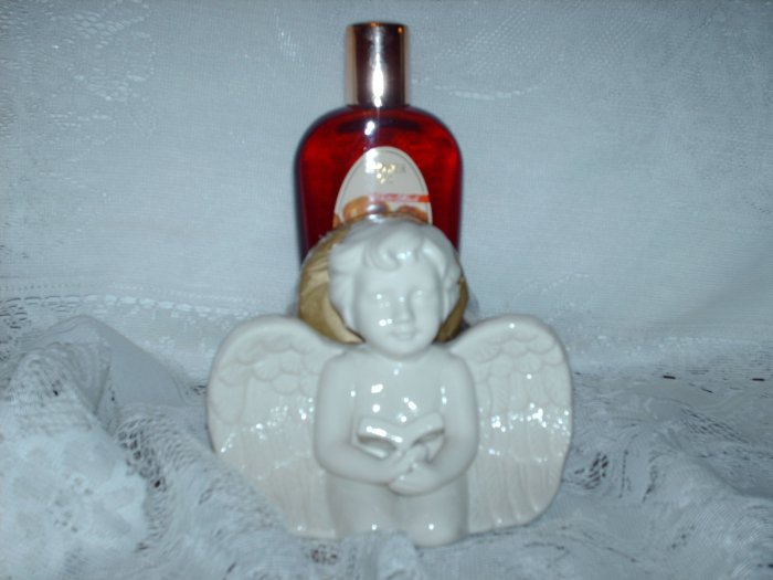 Small Angel Bath Set in White Musk