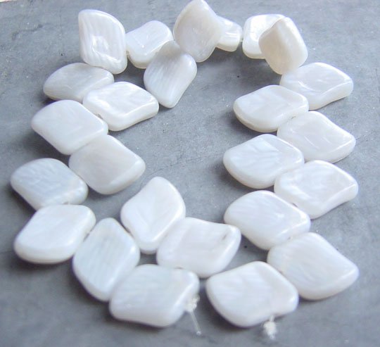 Milk White Stripe Fat Curl Vintage Style Leaf Beads