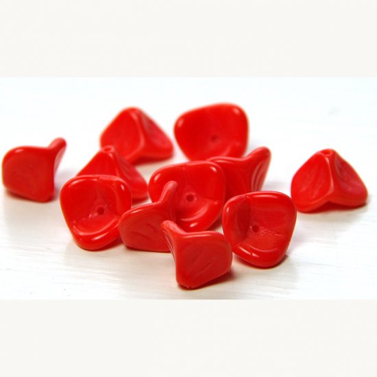 Red Opaque 3 Petal Trumpet Bell Flower Glass Beads Chunky