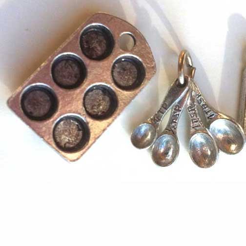 Muffin Pan Measuring Spoons Kitchen Charms Silver Mini