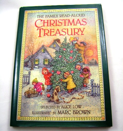 The Family Read-Aloud Christmas Treasury by Alice Low
