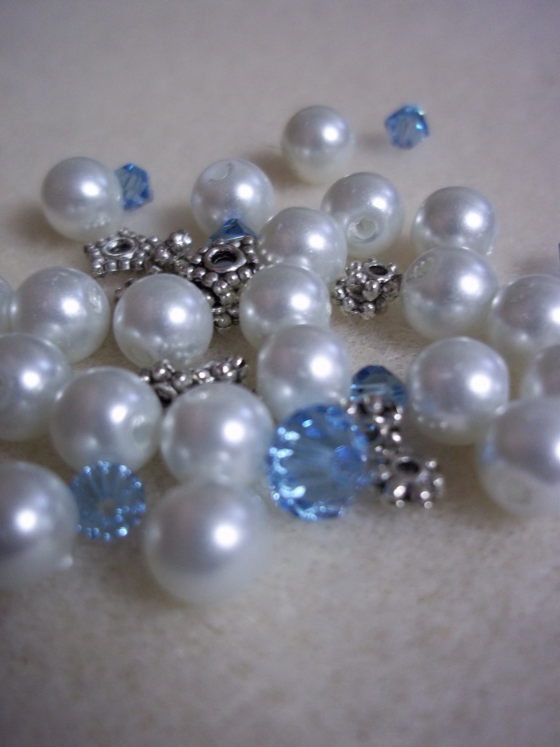 Beaded Bracelet Kit - Glass Pearl & Blue