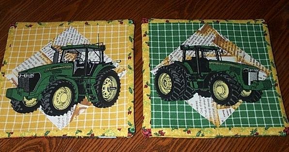 John Deere Potholders Deer Dear with Decorative Back Handmade 611205-2