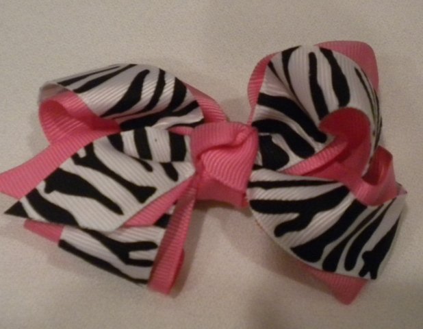 4 1/2" hot pink and zebra bow